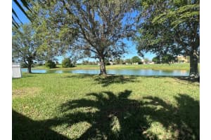 432 NW Canterbury Court, Port St Lucie, FL 34983 Sold 08/29/23