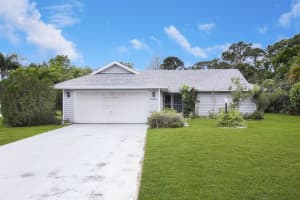 7090 SE Lillian Ct, Stuart, FL 34997, Sold 04/25/23