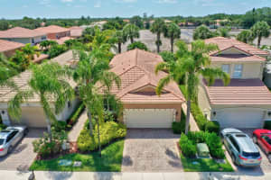 245  Isle Verde Way, Palm Beach Gardens, FL 33418 Sold 05/31/23