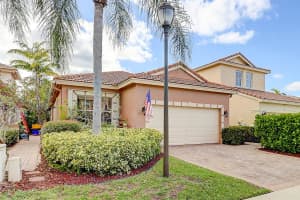 245  Isle Verde Way, Palm Beach Gardens, FL 33418 Sold 05/31/23