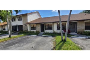 1240 Parkside Green Dr, Greenacres, FL 33415, Sold 04/25/23