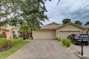 3621 NW Willow Creek Dr, Jensen Beach, FL 34957, Sold 05/17/23