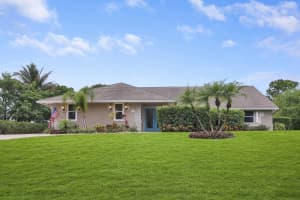 2670 NE Pinecrest Lakes Blvd, Jensen Beach, FL 34957, Sold 05/09/23