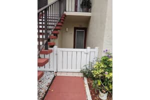 16 Willowbrook Ln, Delray Beach, FL 33446, Sold 05/12/23