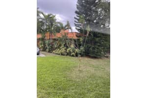 124 NE 19th Ct, Wilton Manors, FL 33305, Sold 04/28/23