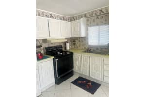 6414 S Brandywine Dr, Margate, FL 33063, Sold 05/17/23