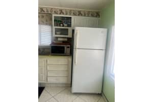 6414 S Brandywine Dr, Margate, FL 33063, Sold 05/17/23