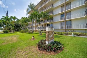 555 NW 4th Avenue   5240, Boca Raton, FL 33432 Sold 12/08/23