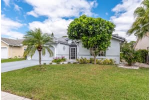 5179 Rosen Blvd, Boynton Beach, FL 33472, Sold 04/17/23