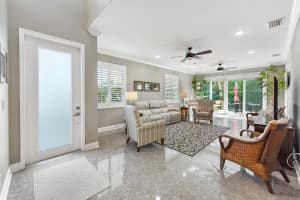180 Las Brisas Cir, Hypoluxo, FL 33462, Sold 05/01/23