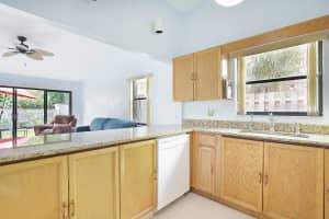 1012  Raintree Lane, Palm Beach Gardens, FL 33410 Sold 07/07/23