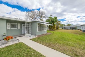 817  Club Drive   D, Delray Beach, FL 33445 Sold 06/16/23