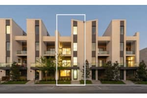 32 Audubon Pl, Sarasota, FL 34237, Sold 06/02/23