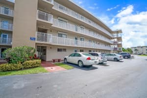 2728 Garden Dr N, Lake Worth, FL 33461, Sold 04/27/23