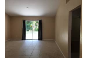 1363  32nd Avenue  SW, Vero Beach, FL 32968 Sold 08/21/23