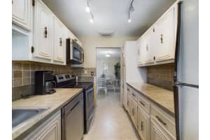 1060  North Drive   B, Delray Beach, FL 33445 Sold 09/20/23