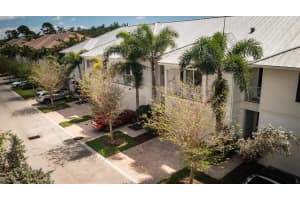 5276 Cambridge Ct, Palm Beach Gardens, FL 33418, Sold 04/14/23