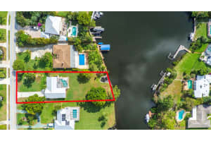 1064 NW Spruce Ridge Dr, Stuart, FL 34994, Sold 04/28/23
