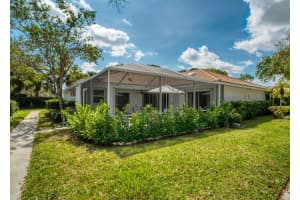 9302  Chapman Oak Court, Palm Beach Gardens, FL 33410 Sold 06/15/23