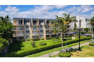3575 S Ocean Boulevard   208, South Palm Beach, FL 33480 Sold 06/28/23