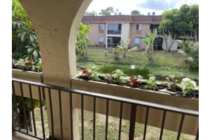 MLS# R10875822, West Palm Beach, Florida 33415