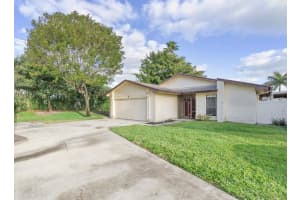 8 Grange Pl, Boynton Beach, FL 33426, Sold 04/28/23