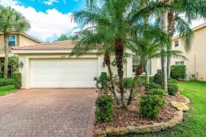 10899 Bitternut Hickory Ln, Boynton Beach, FL 33437, Sold 05/11/23