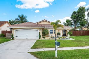 5380 Helene Cir, Boynton Beach, FL 33472, Sold 04/26/23