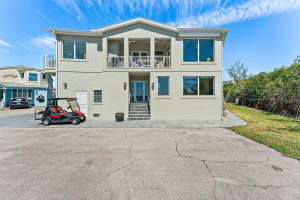 2001  Nettles Boulevard, Jensen Beach, FL 34957 Sold 06/16/23