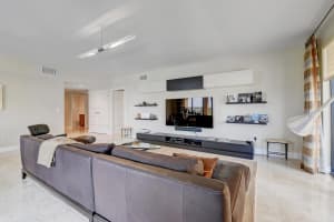 200 E Palmetto Park Road   702, Boca Raton, FL 33432 Sold 02/15/24