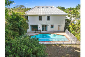 2698 Linkside Dr, Wellington, FL 33414, Sold 04/27/23