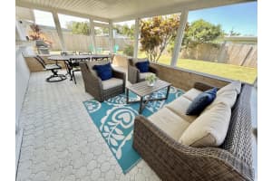 1697 SE Monroe St, Stuart, FL 34997, Sold 04/27/23