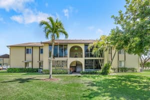 308  Pine Ridge Circle   C2, Green Acres, FL 33463 Sold 07/26/23