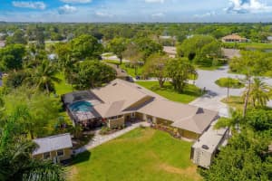 3055 NE Loquat Lane, Jensen Beach, FL 34957 Sold 05/24/23