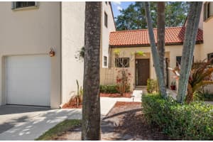 17  Via De Casas Sur    102, Boynton Beach, FL 33426 Sold 06/20/23