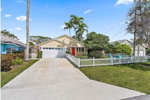 6455  Foster Street, Jupiter, FL 33458 Sold 09/15/23