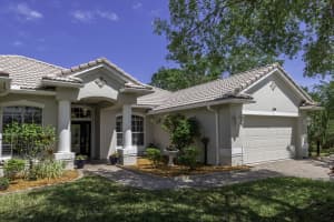 3881 NW Willow Creek Dr, Jensen Beach, FL 34957, Sold 05/26/23
