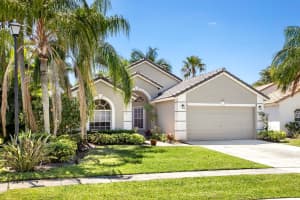 1931 Oak Berry Cir, Wellington, FL 33414, Sold 05/02/23