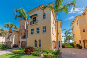 112 Ocean Bay Dr, Jensen Beach, FL 34957, Sold 04/19/23