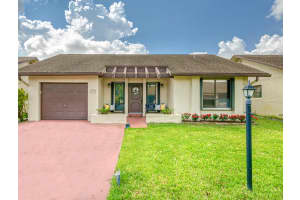 2062 SW 17th Dr, Deerfield Beach, FL 33442, Sold 05/11/23