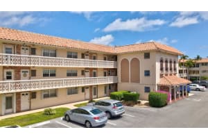 400 NW 20th St, Boca Raton, FL 33431, Sold 05/11/23