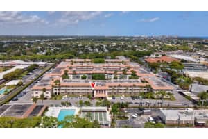 400 NW 20th St, Boca Raton, FL 33431, Sold 05/11/23