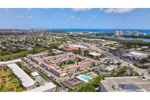 400 NW 20th St, Boca Raton, FL 33431, Sold 05/11/23
