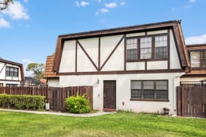 119  Weybridge Circle   C, Royal Palm Beach, FL 33411 Sold 09/18/23