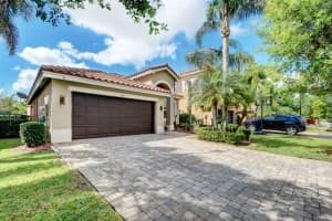 8469  Calabria Lakes Drive, Boynton Beach, FL 33473 Sold 07/06/23