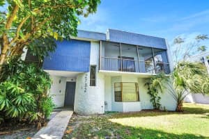 2732 S University Drive   8a, Davie, FL 33328 Sold 06/28/23