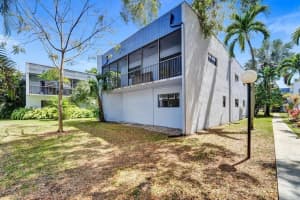 2732 S University Drive   8a, Davie, FL 33328 Sold 06/28/23