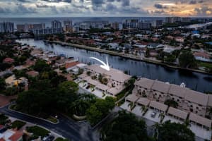 101, 300 Captains Walk, Delray Beach, FL 33483, Sold 05/02/23