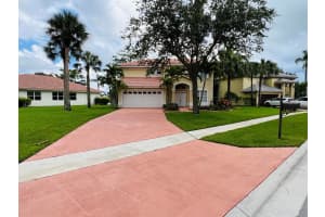 1527 S Club Drive Wellington, FL 33414 Sold 06/30/23