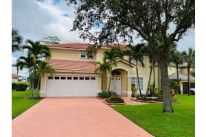 1527 S Club Drive Wellington, FL 33414 Sold 06/30/23